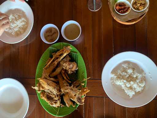 Ayam Ingkung Mbak Sri 4