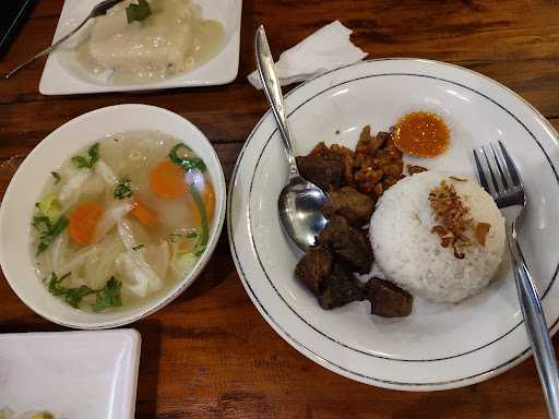 Mak Semarangan Monjali - Peranakan & Javanese Cuisine 4