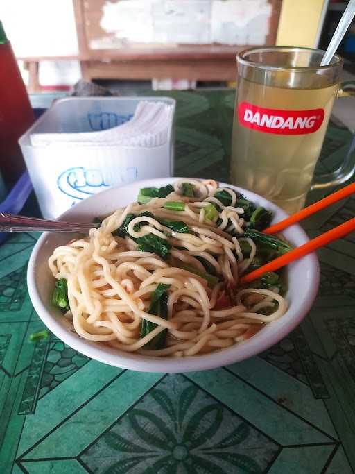 Mie Ayam Pak Min 6