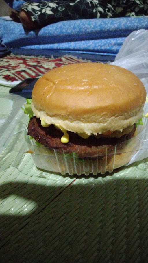 Mister Burger (Perempatan Cebongan) 3