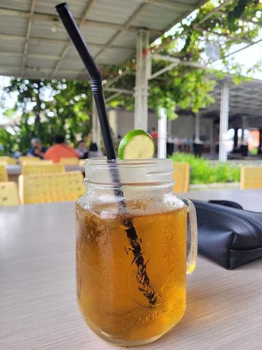 Restoran Taman Pringsewu Yogyakarta 1