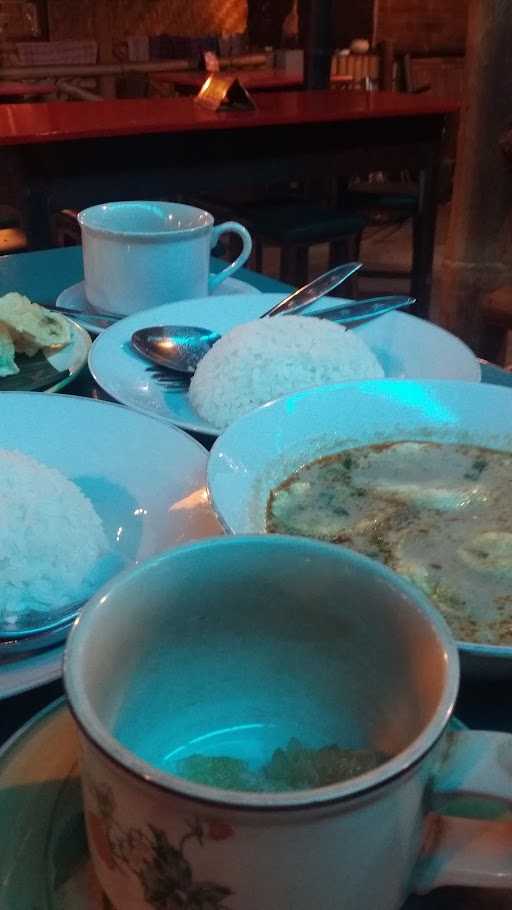 Soto Betawi Kenyo'S 1