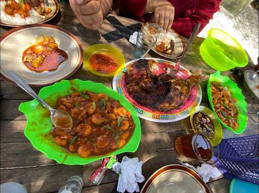 Rumah Makan Mbak Maya 4