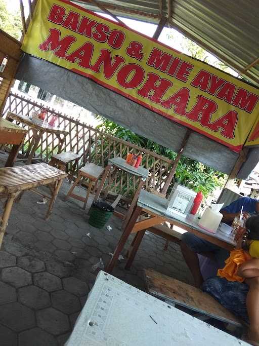 Bakso & Mie Ayam Manohara 4