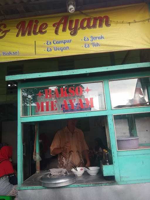 Bakso & Mie Ayam P. Padhil 8