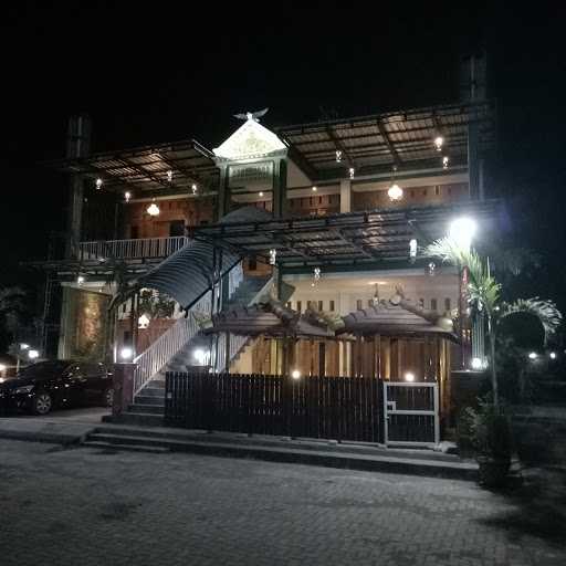 Mutiara Cafe 10