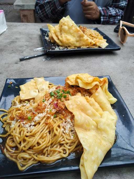 Mie Daily 6