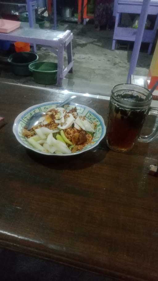 Warung Lestari Nasgor Jawa 2