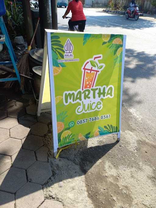 Martha Juice 3