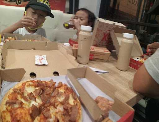 Pizza Hut Delivery - Phd Indonesia 4