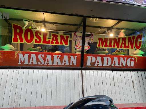 Rumah Makan Nasi Padang Roslan Minang 3