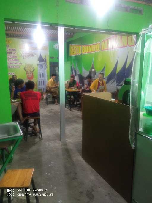 Rumah Makan Restu Bundo Minang 9