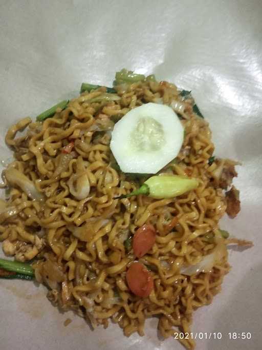 Warung Nasi Goreng 3 Harga 3