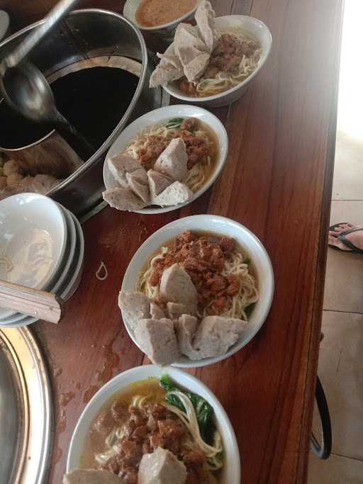 Miago Dan Bakso Gembul 3