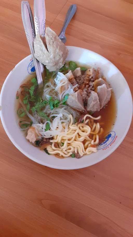 Mie Ayam Bakso Rudal Super 8