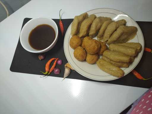 Pempek Cik Ara 10