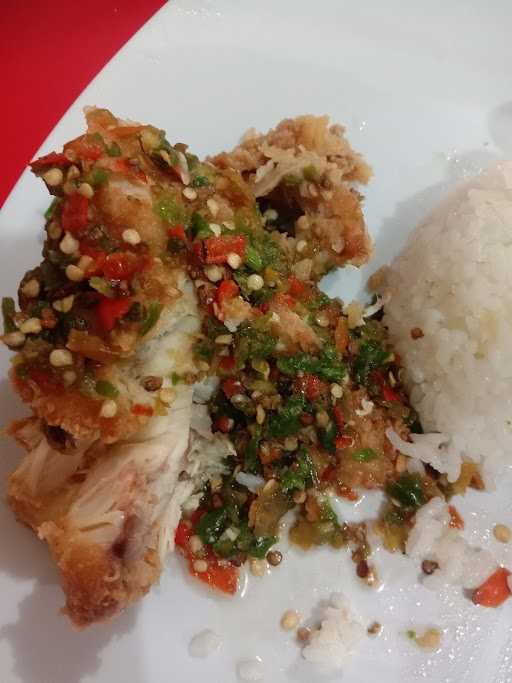 Rocket Chicken Mbutuh 6