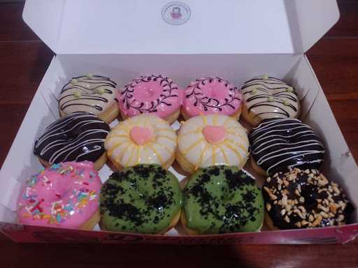 B&B Donuts 9