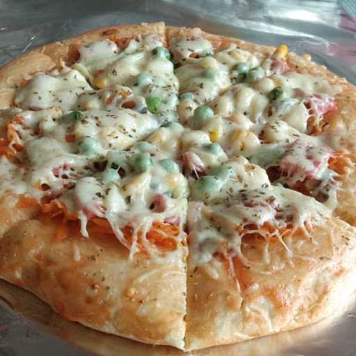 Pizza Azza Jombang 7