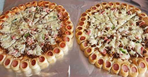 Pizza Azza Jombang 8