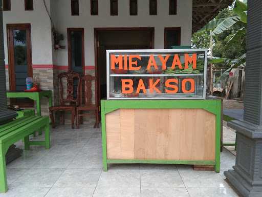 Warung Nikmat Mie Ayam & Bakso 6