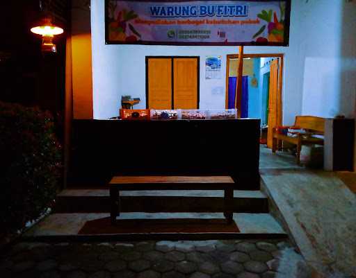 Warung Bu Fitri 9