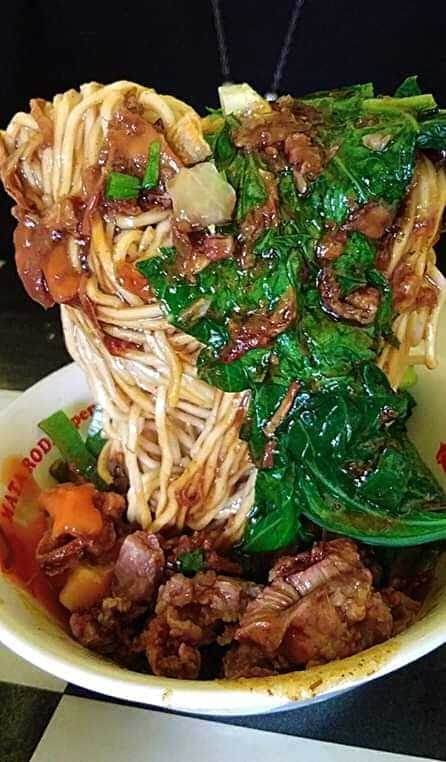 Pak Gosong Chicken Noodles And Meatballs 8