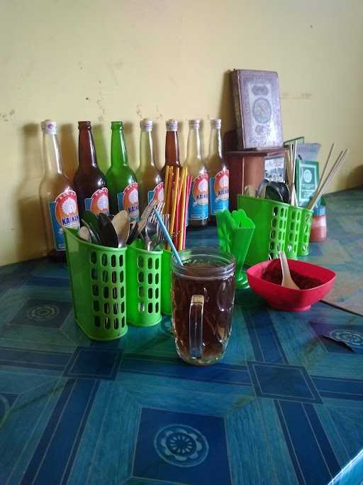 Pak Gosong Chicken Noodles And Meatballs 1