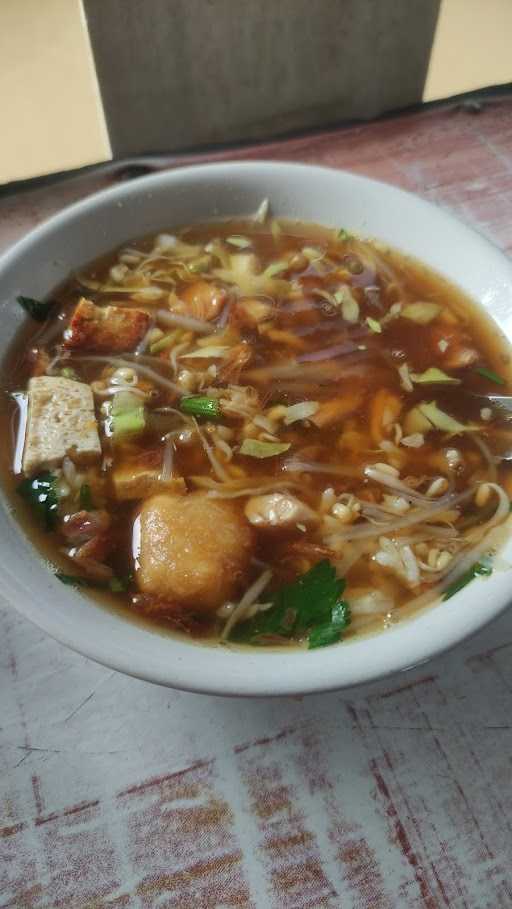 Soto Lenthok Pak Ndut 4