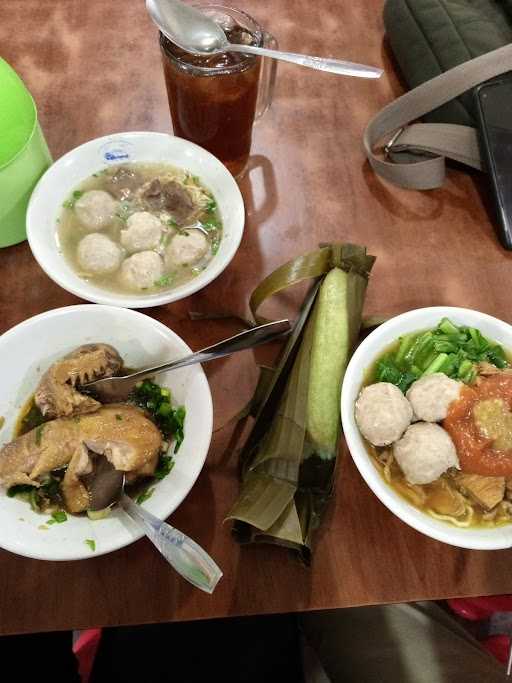 Bakso & Mie Ayam Sadam 3 3