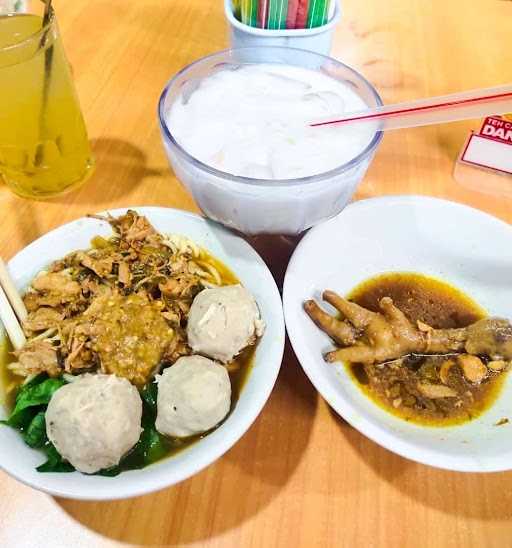 Bakso & Mie Ayam Sadam 3 5