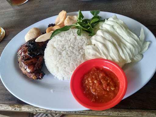 Warung Makan Cahaya 3