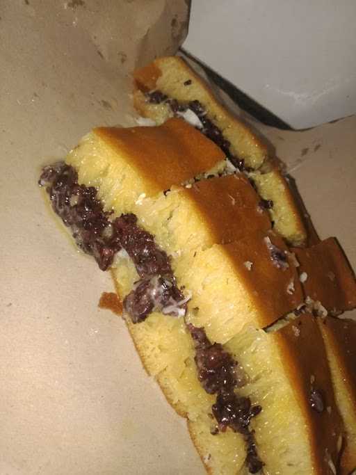 Yang Xo' Kue Bandung & Martabak 6