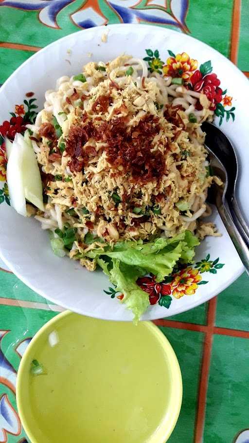 Ronggolawe Chicken Wonton Noodles 7