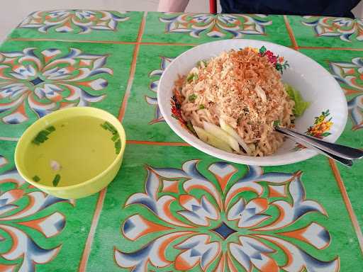 Ronggolawe Chicken Wonton Noodles 6