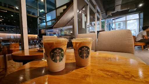 Starbucks - Pakuwon City Mall Surabaya 10