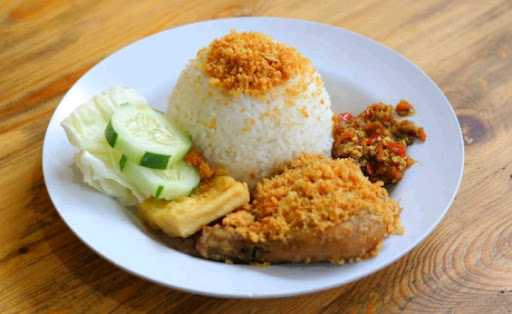 Ayam Goreng Nelongso Mulyosari 3