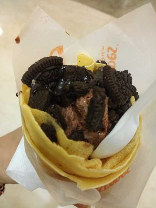 Dcrepes Galaxy Mall 7