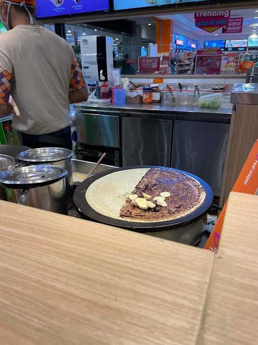 Dcrepes Galaxy Mall 8