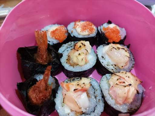 Family Sushi 4