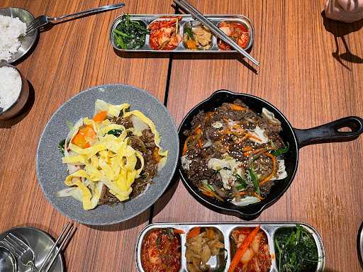 Gachi Korean Cuisine - Kertajaya Indah 6