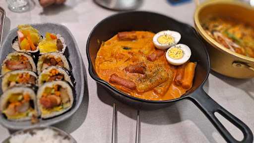 Gachi Korean Cuisine - Kertajaya Indah 5