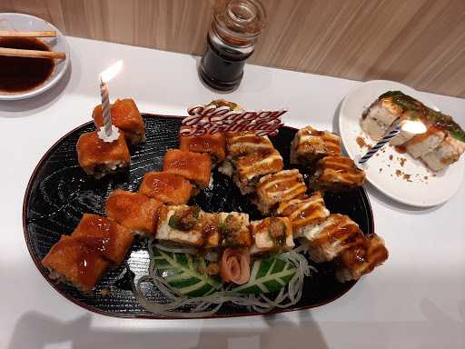 Suteki Sushi - Galaxy Mall 6