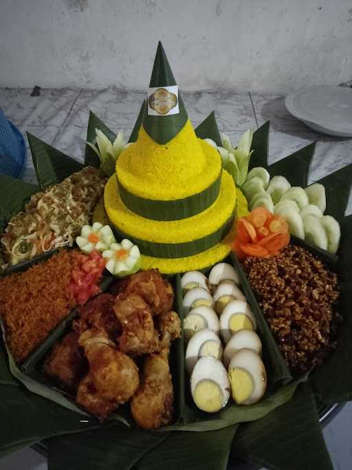 Pesanan Kue Dan Nasi Tumpeng 5