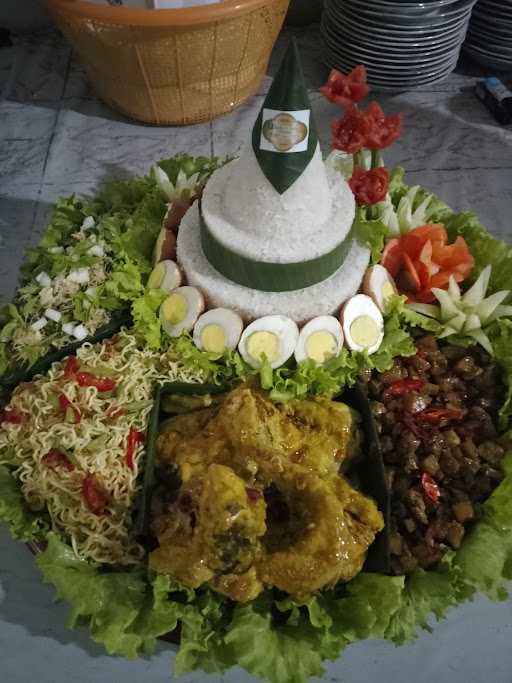 Pesanan Kue Dan Nasi Tumpeng 2