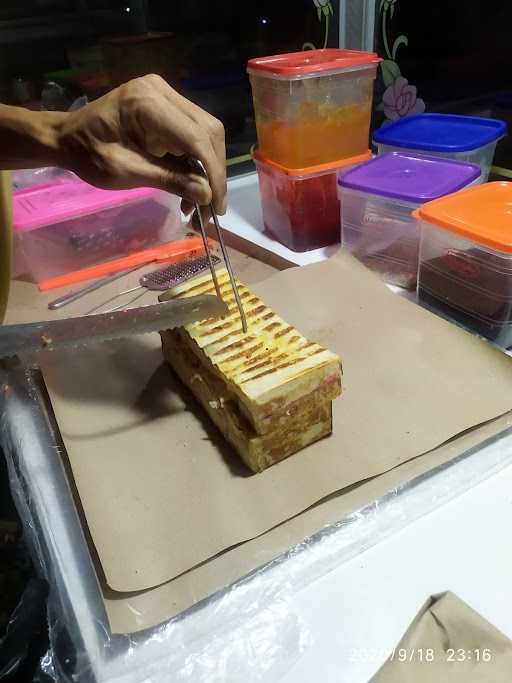 Roti Bakar Ayu 2