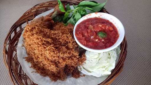 Warung Ayam Laos Bu Endang 10