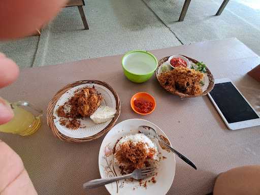 Warung Ayam Laos Bu Endang 2