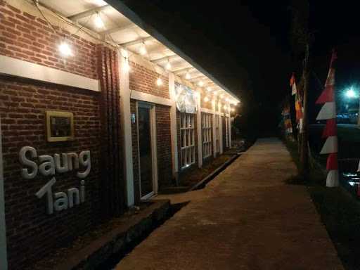 Cafe Saung Tani 6