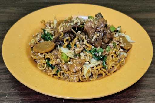 Kedai Mie Malik Lobunta 7